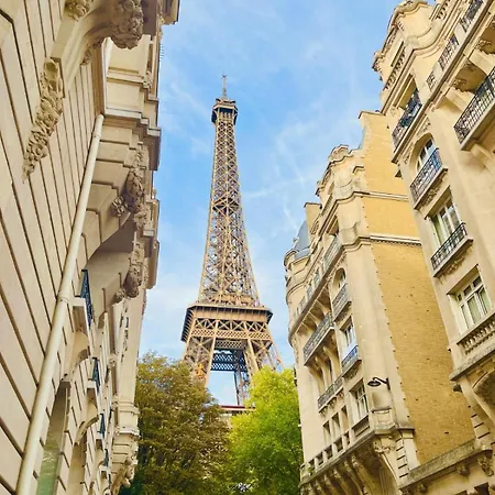 Au Coeur Du 16e, Proche Tour Eiffel *
